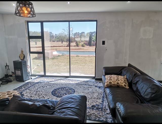 5 BEDROOM FREEHOLD FOR SALE IN BENONI ORCHARDS AH